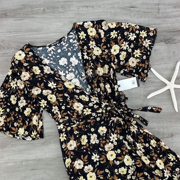 🔆RIP CURL🔆 SUNSET HAZE WRAP DRESS - Picture 7 of 11